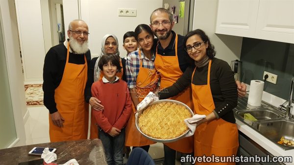 home made baklava workshop course sultanahmet istanbul turkey