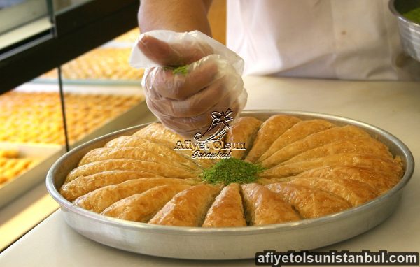 professional baklava workshop course sultanahmet istanbul turkey