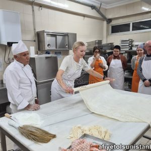 professional baklava workshop course sultanahmet istanbul turkey