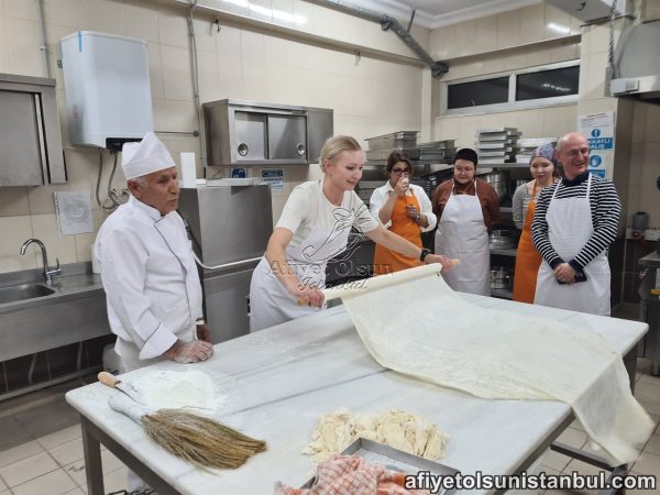 professional baklava workshop course sultanahmet istanbul turkey